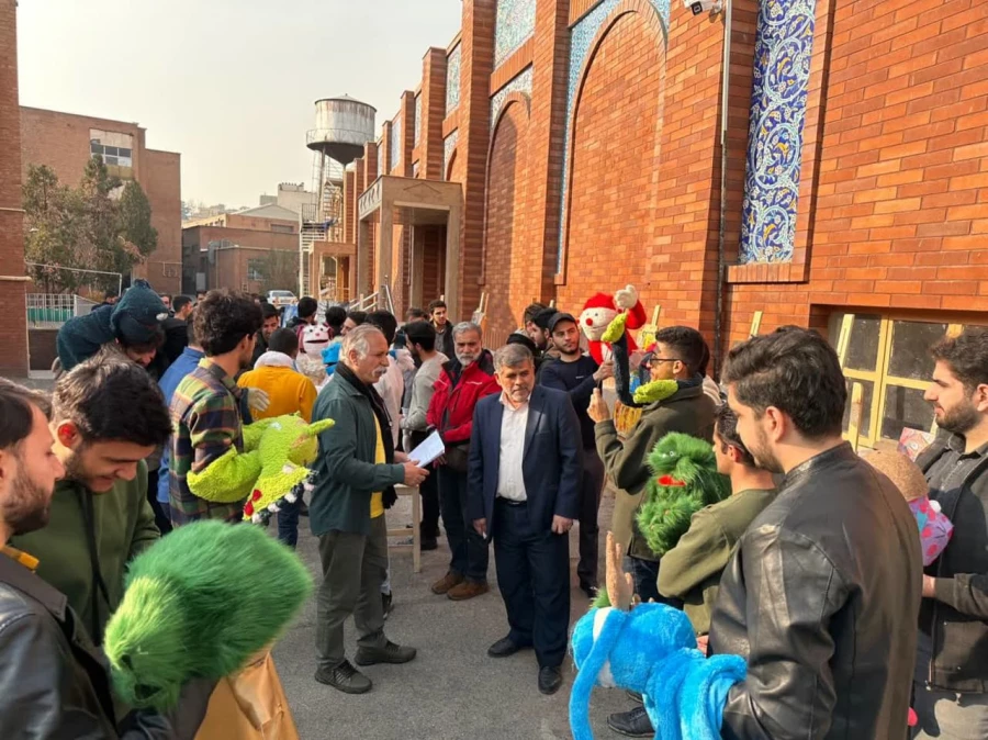 برگزاری نمایشگاه آثار خوشنویسی و عکاسی دانشجویان هنر در مرکز آموزش عالی شهدای مکه 6