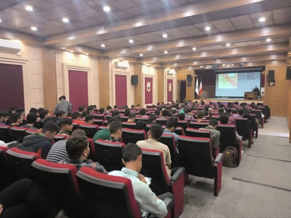 برگزاری نشست علمی تخصصی توسط استاد دانشگاه گوتنبرگ آلمان در سالن زکریا رازی 2