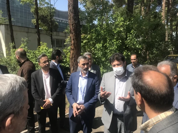 بازدید شهرداری محترم منطقه 7 و هئیت همراه از مرکزآموزش عالی شهدای مکه  4