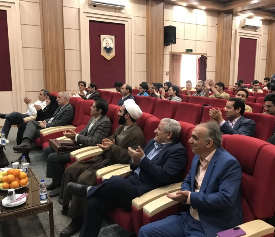 برگزاری جشن روز معلم در مرکزآموزش عالی شهدای مکه  6