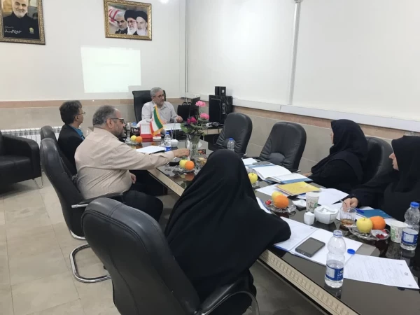 سومین جلسه سلسه نشست های تولید محتوا و نقشه راه براساس سند تحول بنیادین در مرکزآموزش عالی شهدای مکه 3