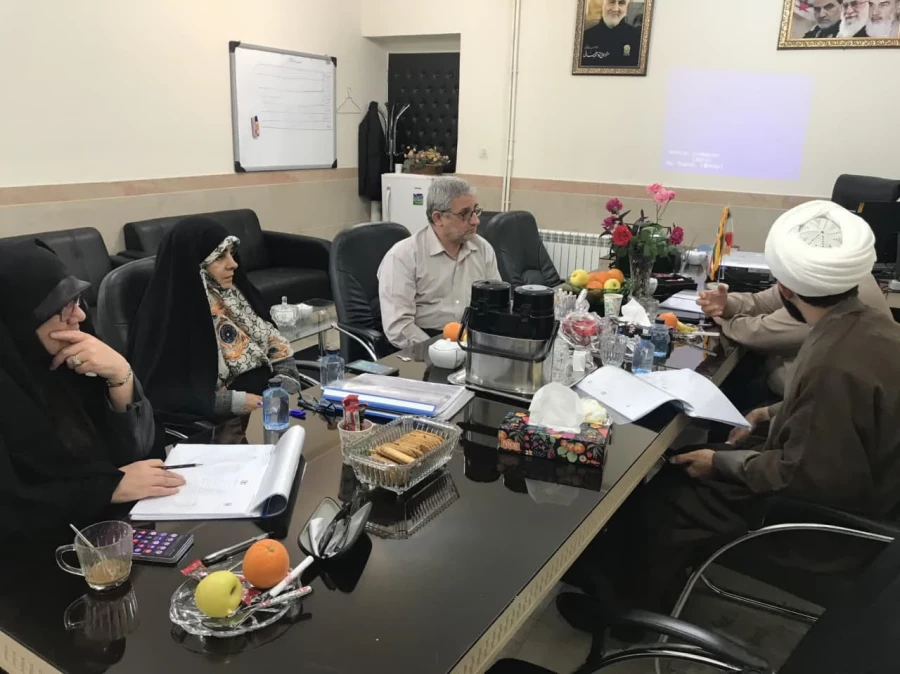 دومین جلسه گارگروه ارزیابی و نیاز سنجی اعضای شورا هم اندیشی استادان دانشگاه فرهنگیان در مرکزآموزش عای شهدای مکه  4