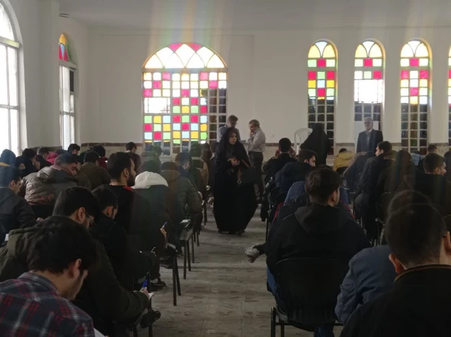 بازدید جناب آقای دکتر مقدمی فر رئیس محترم ادارۀ نظارت، ارزیابی و تضمین کیفیت مدیریت پردیس های استان تهران 4