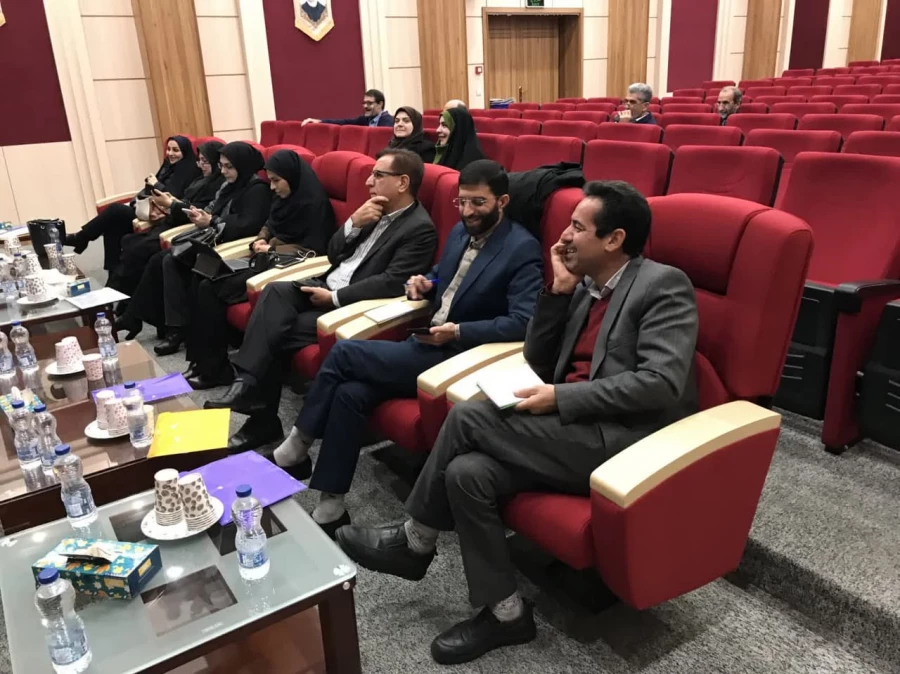 برگزاری دوره (ابزارها و قابلیت های هوش مصنوعی در آموزش و یادگیری) در مرکزشهدای مکه 2