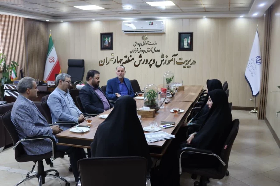 تقدیر و تشکر از ریاست محترم منطقه چهار و هفت بابت ساماندهی دانشجویان کارورز مرکز آموزش عالی شهدای مکه 8