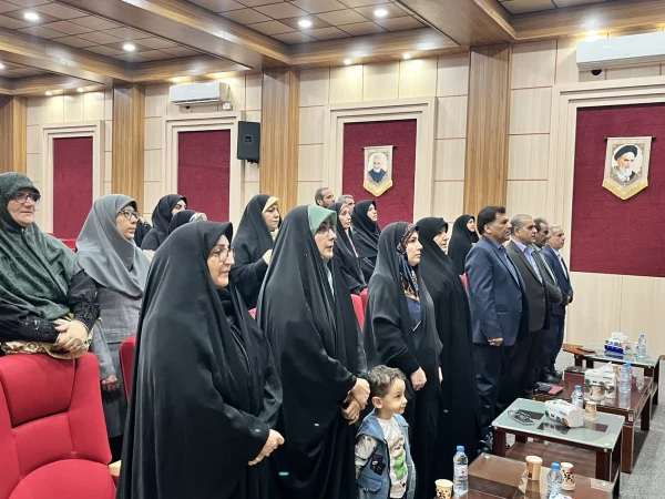  نشست هم اندیشی مأموران آموزشی با ریاست دانشگاه فرهنگیان استان تهران در مرکز شهدای مکه 2