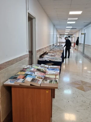 برپایی نمایشگاه کتاب در مرکز آموزش عالی شهدای مکه 5