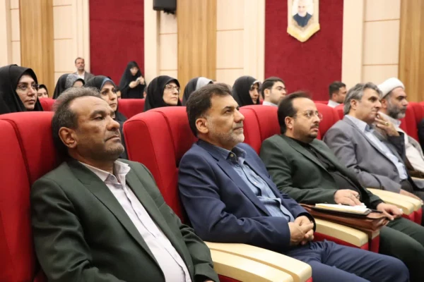  دیدار فعالان رسانه ای و قرارگاه جهاد تبیین با حضور رئیس حوزه ریاست مجلس خبرگان رهبری در دانشکده علوم اجتماعی و هنر 6